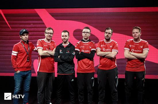 无烬战争引领MMO与MOBA的完美结合